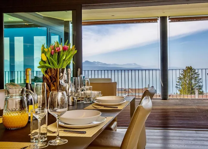 La Perle Du In By Guestlee Lutry