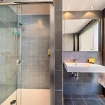 La Perle Du In By Guestlee Hotel Lutry