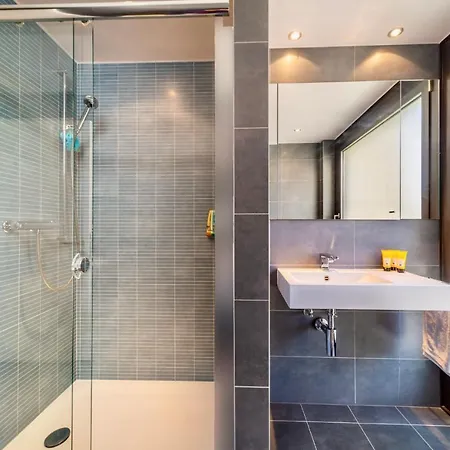 La Perle Du In Hotel Lutry