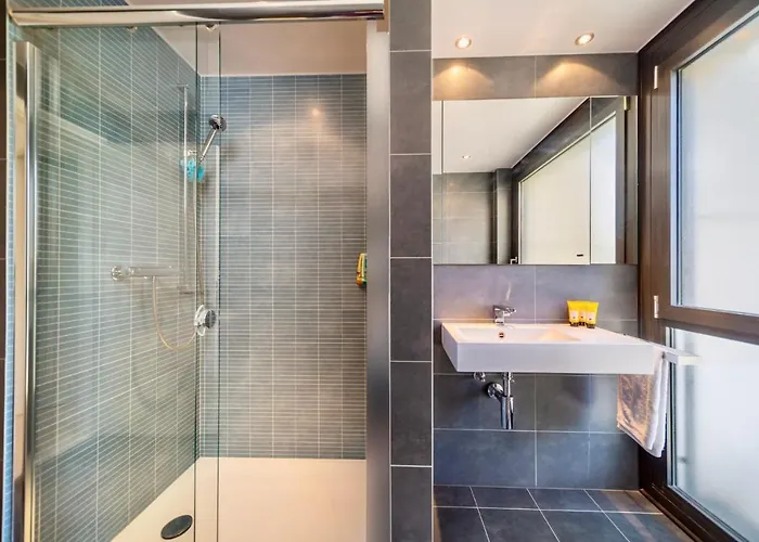 La Perle Du In By Guestlee Hotel Lutry